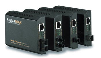 Signamax™ 10/100BaseT/TX to 100BaseFX Media Converter SC Multimode, 2 km Span